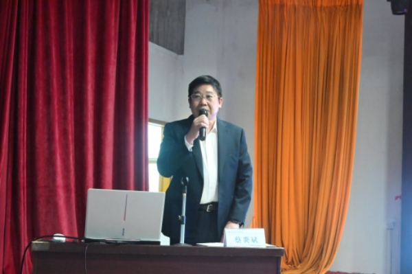 副校长蔡炎斌教授为湖南交通工程学院教师作教风建设专题讲座